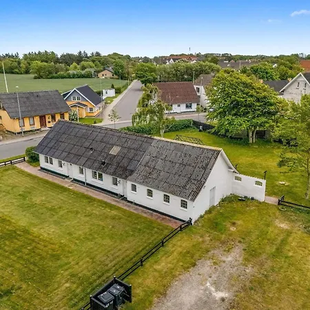 4 Star In * Løkken