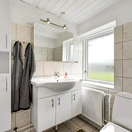 Semesterbostad 4 Star In *